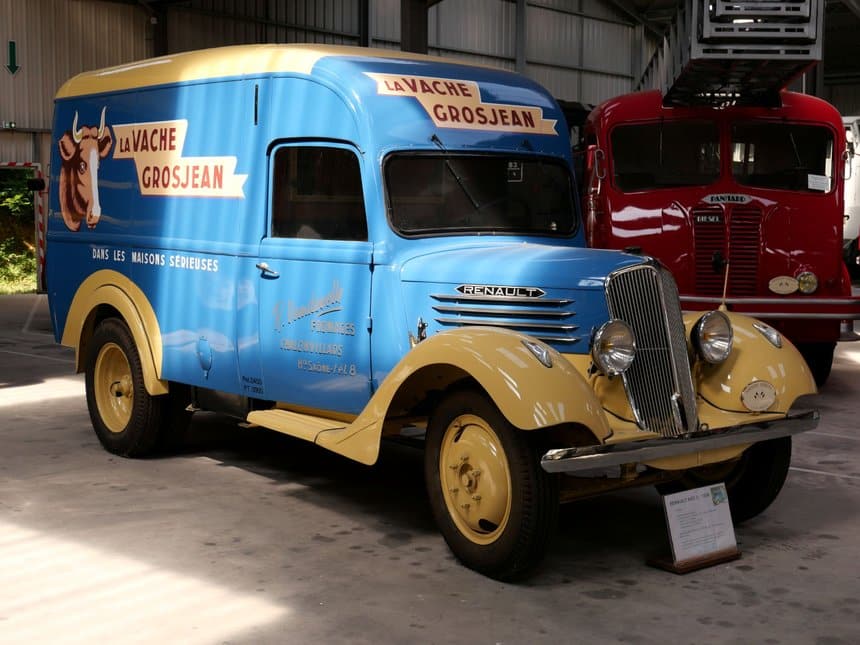 Fourgon Renault AGC 2 de 1938 de la Fondation Berliet