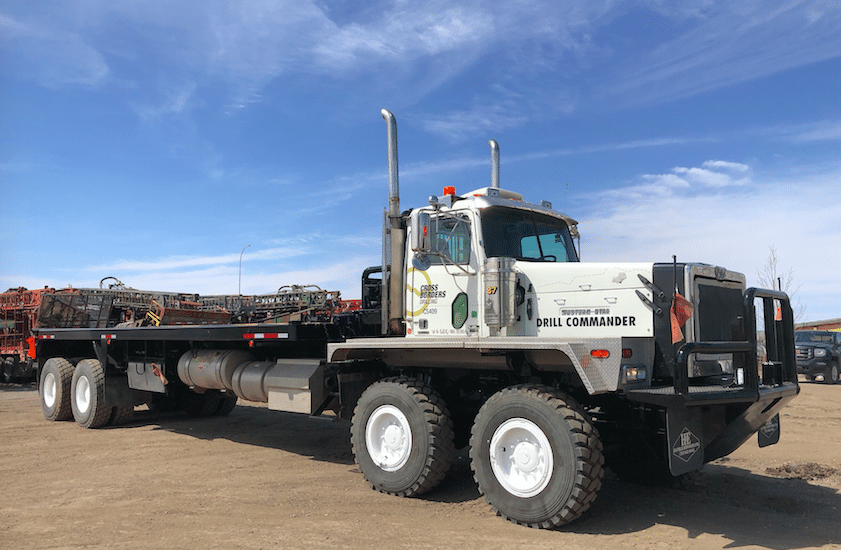 Western Star 6900SXD 8x8 équipé en plateau oil-field