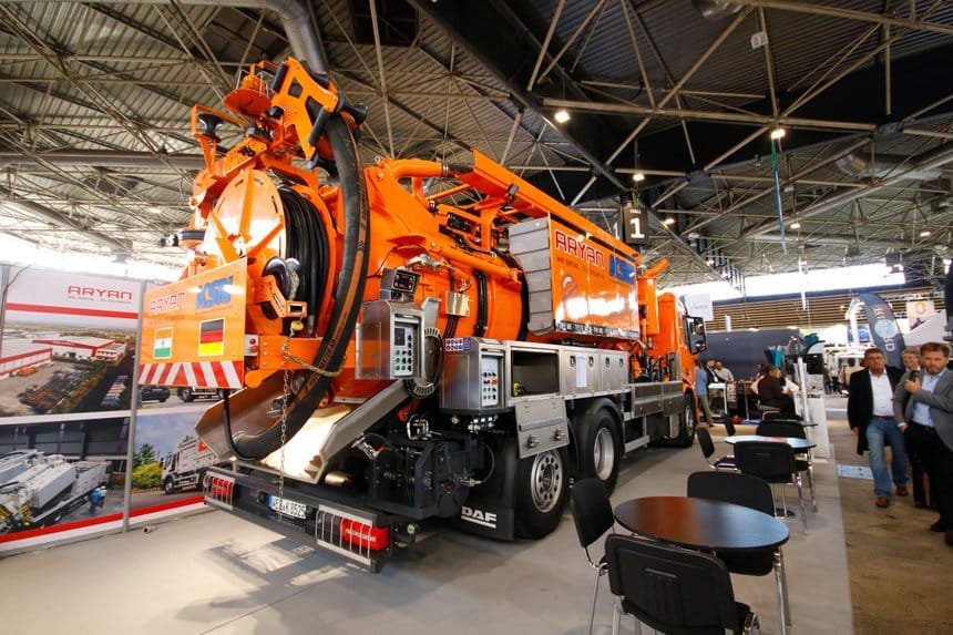 Hydrocureuse Aryan exposée à Pollutec