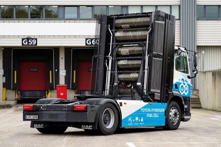 Sept bonbonnes d'hydrogène