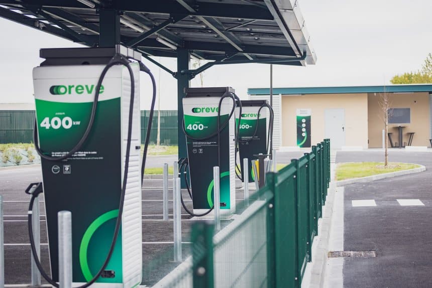 Des bornes de recharge de 400 kW chez Oreve