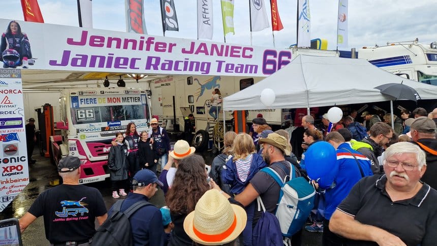 Une femme au volant, la popularité au tournant