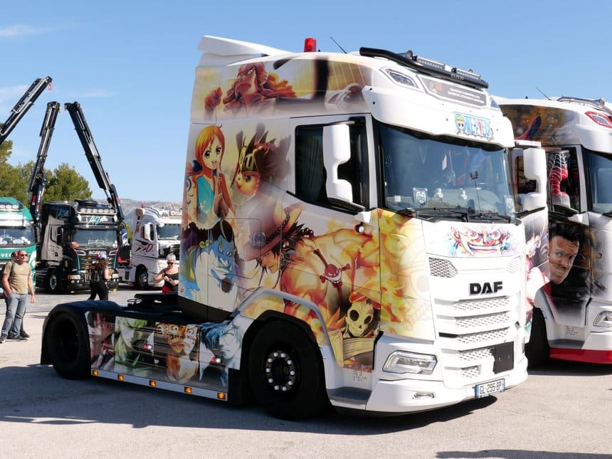 Le Daf One Piece des tps Charroppin fut aussi réalisé par Kustom ton truck