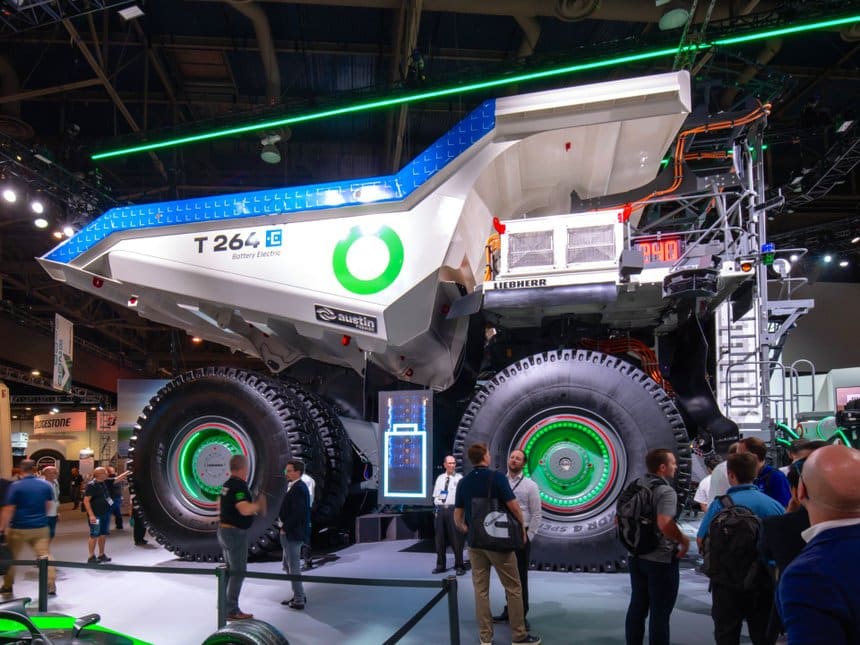 Une commande de 360 dumpers électriques !