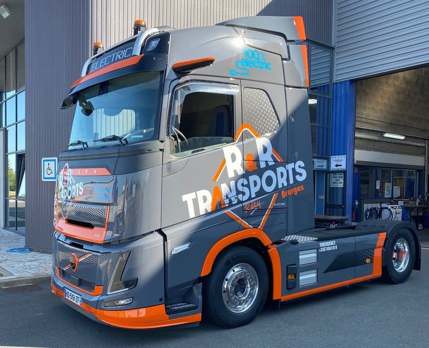 Volvo FH Aero Electric : peinture personnalisée R&R Transports