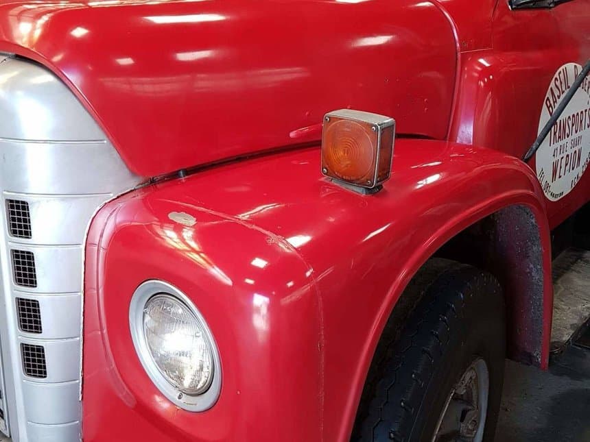 International Loadstar 1969 des tps Baseil en cours de restauration