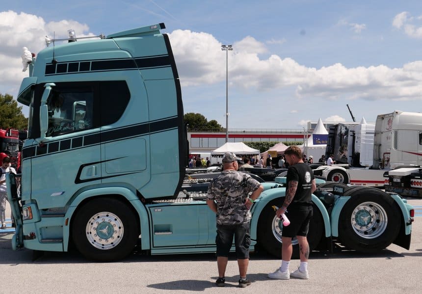 Scania 560 R de STR : première au Castellet