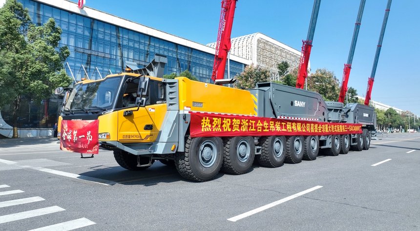 Grue télescopique Sany : un porteur de 181 t de PTC