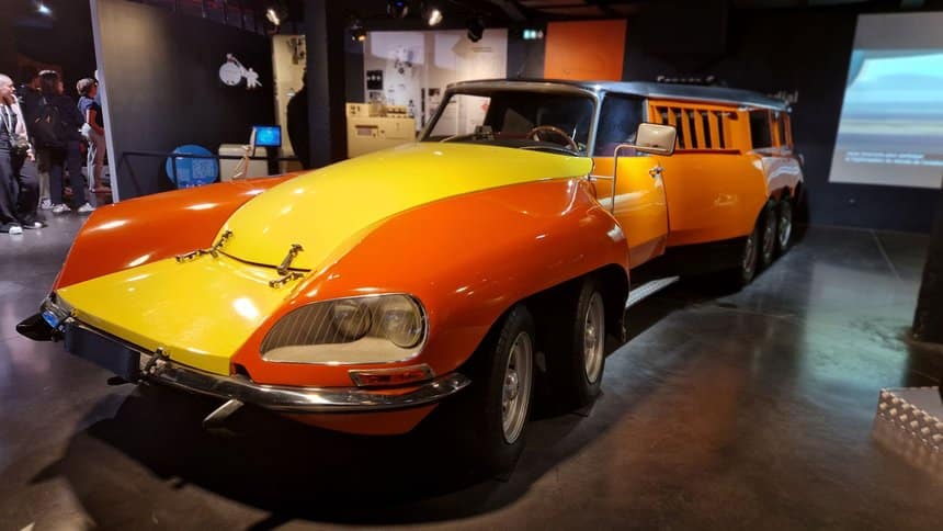 Mille Pattes Michelin : une très grosse DS !