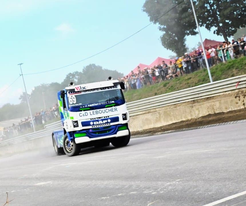 Cyprien reprend le Daf de son père