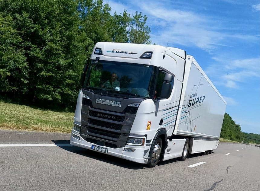 Scania progresse en parts de marché