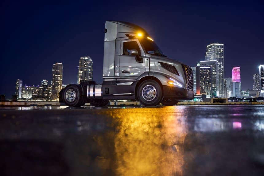 Lignes aérodynamiques du nouveau Volvo VNR