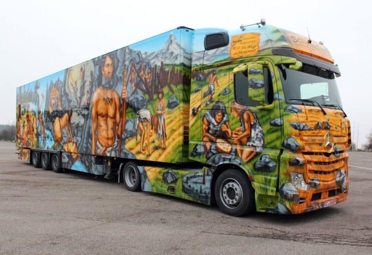 Un Actros 1845 Berceau de l’humanité !