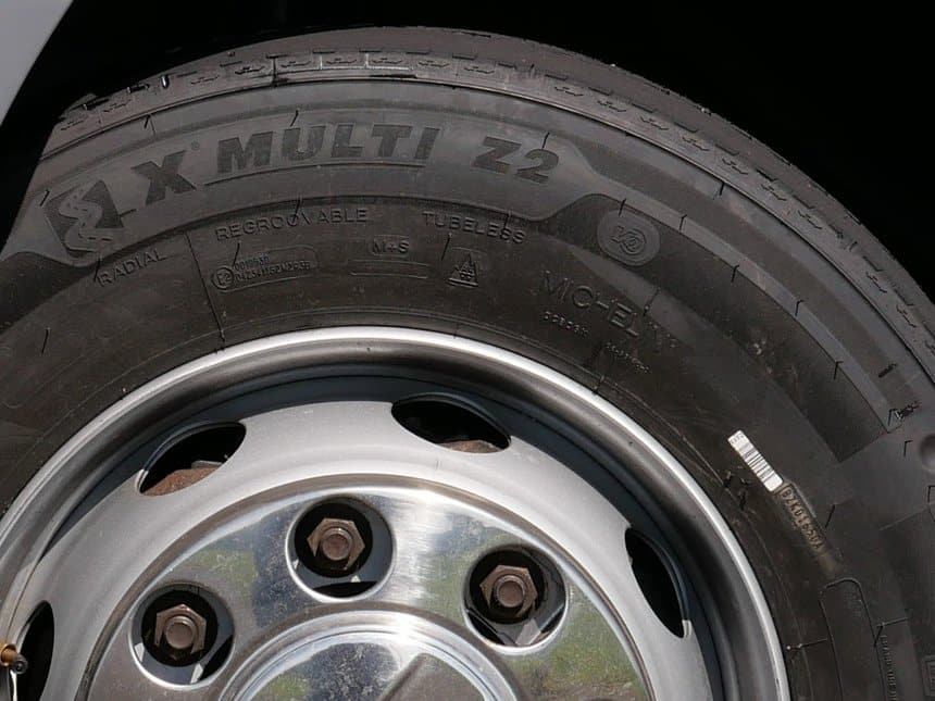 Pneus Toutes saisons : le marquage 3PMSF