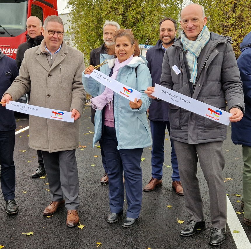 Daimler Truck France et TotalEnergies partenaires pour la décarbonation à Gonesse