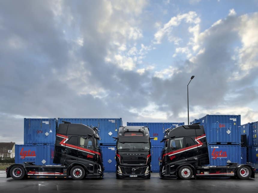 Une belle mise en scène pour les 26 Volvo FH Aero XXL acquis par LGTN