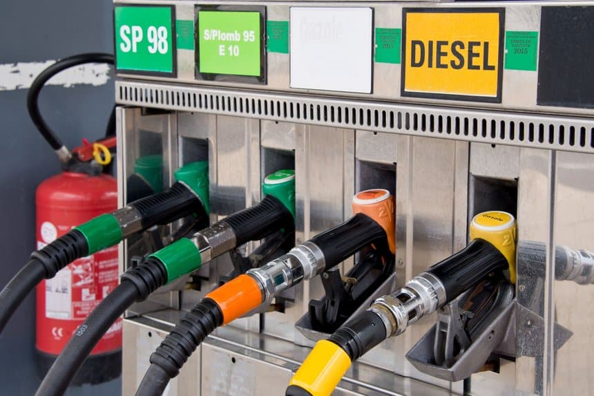 Un baril de pétrole à 100 $ coûterait 150 M€/jour aux conducteurs européens. Pour un transporteur routier, la facture est bien plus salée. Décryptage chiffré.