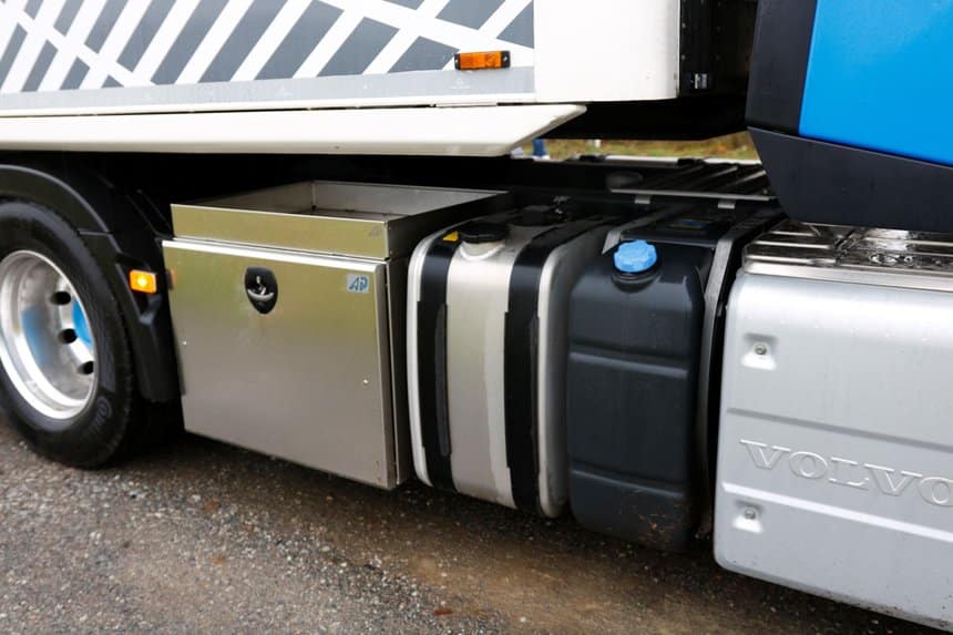 Les camions Volvo fonctionnant au GNL nécessite aussi du gasoil