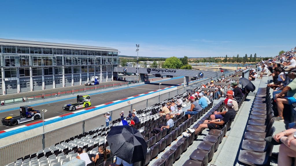 Le Championnat de France Camions FFSA 2026 faisait escale les 4 et 5 juillet sur le circuit de Nevers Magny-Cours. 