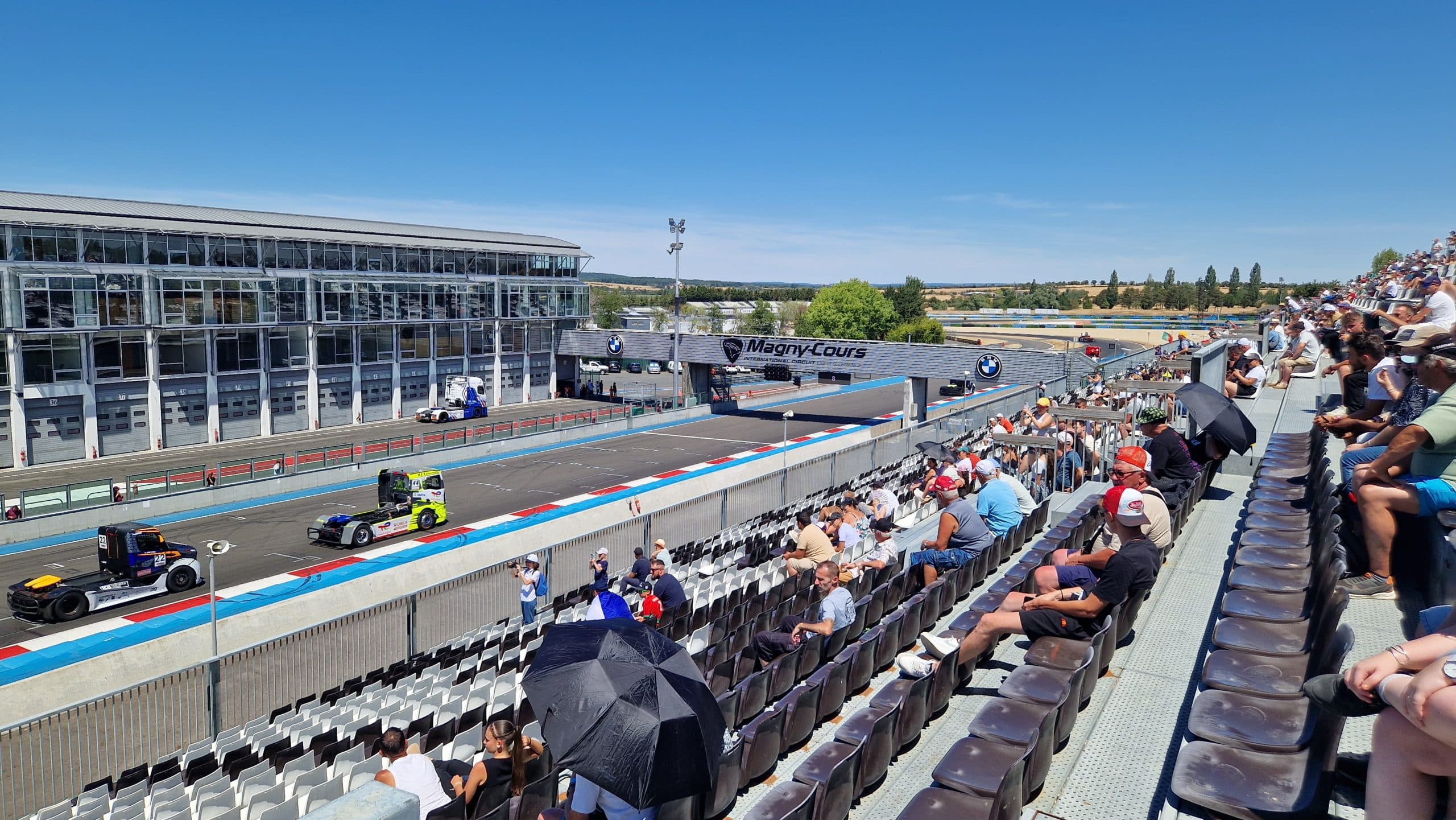 Le Championnat de France Camions FFSA 2026 faisait escale les 4 et 5 juillet sur le circuit de Nevers Magny-Cours. 